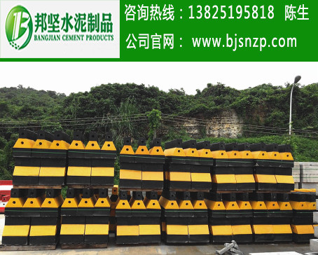 广州水泥隔离墩规格尺寸，水泥防撞墩重量