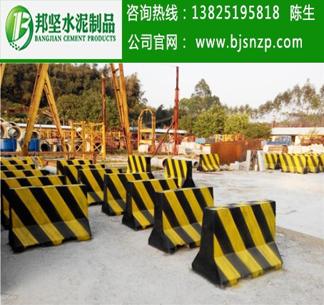 广州水泥防撞墩、隔离墩规格尺寸