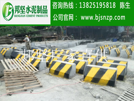 广州混凝土围蔽墩、围蔽基础批发，番禺水泥围蔽基座、施工围闭厂家